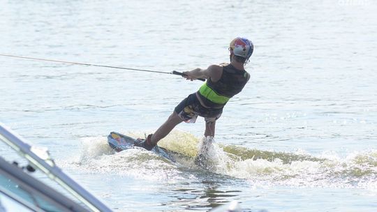 PIONKI: wakeboardowy absurd