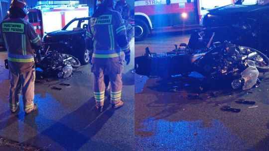 Pionki. Zderzenie osobówki z motocyklem 