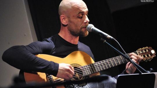 Piotr Dąbrówka wygrał 49. Studencki Festiwal Piosenki!