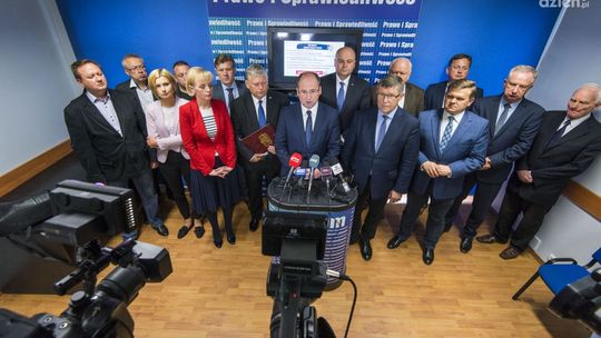 PiS: Euro w Polsce dopiero za kilkanaście lat