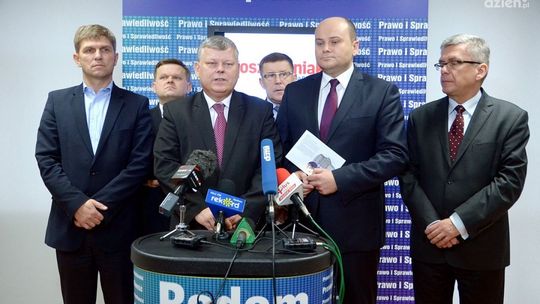 PiS: "Radom miastem wojewódzkim!"