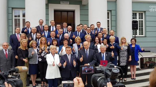 PiS zaprezentowało listy kandydatów na radnych
