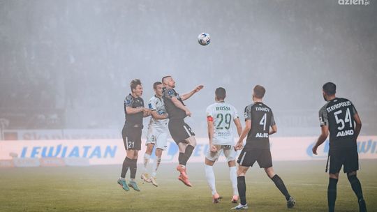 PKO EKSTRAKLASA. Pięć goli i porażka Radomiaka Radom z Wartą Poznań!