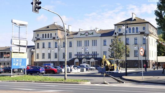 PKP zerwało umowę z Mostostalem!