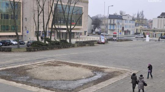 Plac Jagielloński szpeci miasto