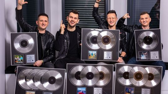 Playboys wielokrotnie nagrodzony platynową płytą