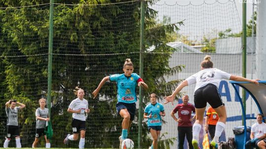 Po przerwie straciły koncentrację i pięć bramek. Wysoka porażka piłkarek HydroTrucku Radom