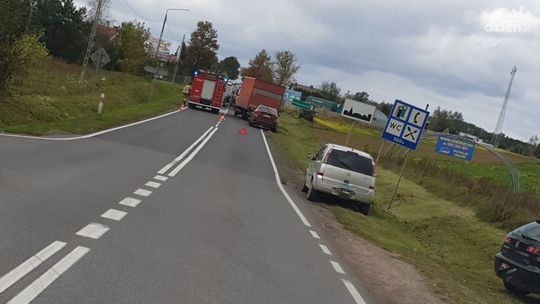 Podgajek. Osobówka zderzyła się z ciężarówką