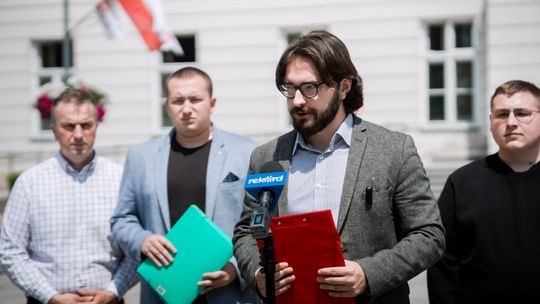 Podpisy przeciwko Centrum Integracji Cudzoziemców