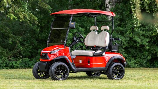 Pojazdy elektryczne dla firm - wybierz styl, niezawodność i ekologię w jednym