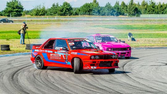 Pokaz driftu podczas WOŚP