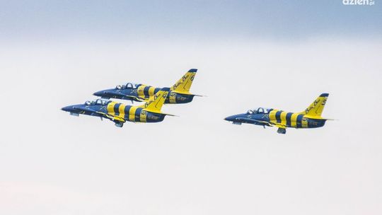 Pokazy AIR SHOW 2018: wspierane przez instytucje wojskowe, media i biznes Pokazy AIR SHOW 2018: wspierane przez instytucje wojskowe, media i biznes