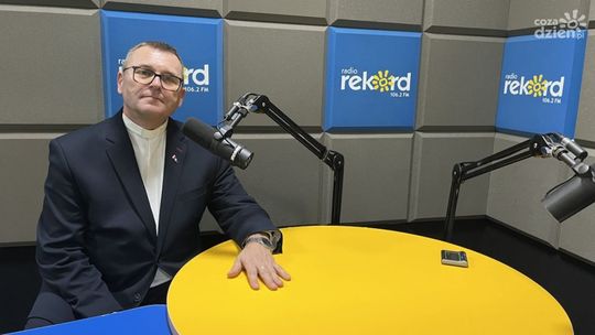 Pokłonią się nowonarodzonemu Dzieciątku 