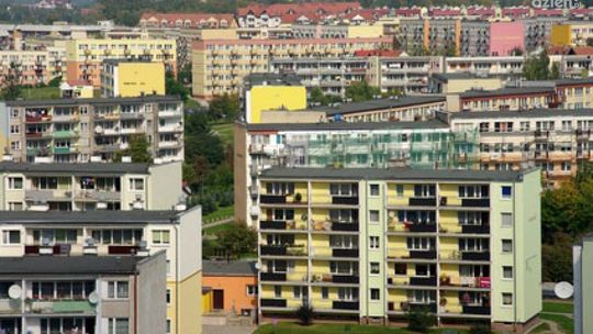 Polacy uciekają z miast