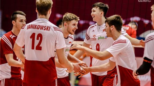 Polacy zagrają o 11. miejsce mistrzostw świata juniorów. Firszt zdobył siedem punktów
