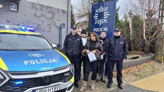 Policja w Gniewoszowie ma nowy radiowóz