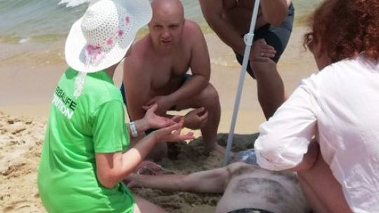 Policjant na wakacjach uratował Rosjanina