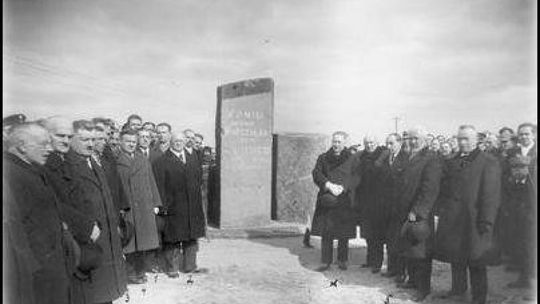 Pomnik linii im. Józefa Piłsudskiego znaleziony