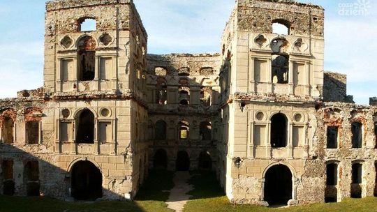 Pomysł na wyjazd: Pałac Krzyżtopór