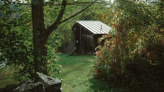 Pomysły na organizację narzędzi ogrodniczych przed pierwszym śniegiem
