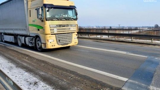 Ponad 50 tirów zablokuje krajową "siódemkę"