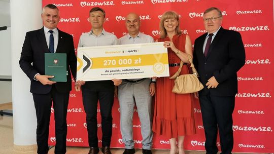 Ponad 95 inwestycji w powiecie radomskim. Na co dostali pieniądze? 