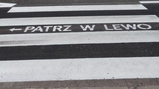 Popatrz w lewo… To pomoże przechodniom?