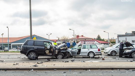 Poranny wypadek czterech aut