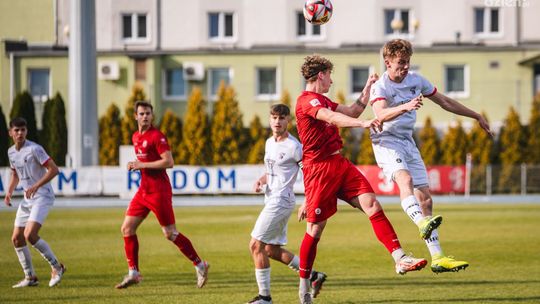 Porażka Broni Radom w Skierniewicach. Pilica Białobrzegi dalej na dnie tabeli trzeciej ligi