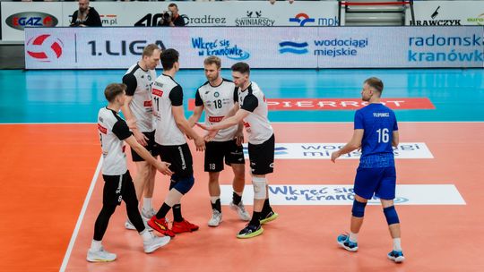 Porażka Czarnych w Jaworznie. Niżej w tabeli są już tylko uczniowie ze Spały...