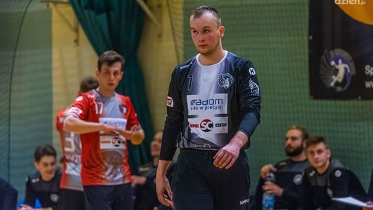 Porażka szczypiornistów Uniwersytetu na zakończenie rundy