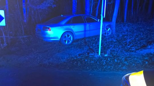 Pościg i próba przejechania policjanta. Kierowca był kompletnie pijany 