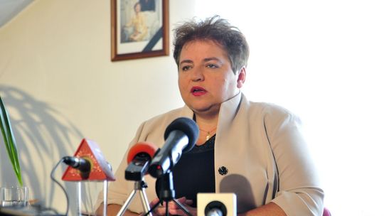 Posłanka Wróbel: praca po znajomości w radomskich szkołach?