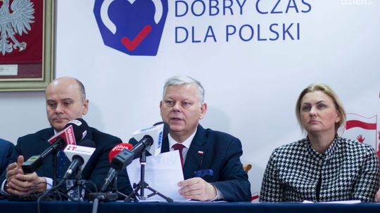 Posłowie PiS: pomogliśmy naszym obywatelom