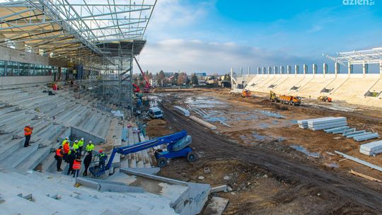 Postępują prace przy budowie stadionu