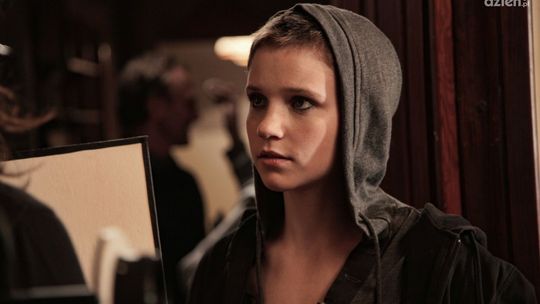 Poświęciła długie włosy, by zagrać w filmie „Carte blanche”!