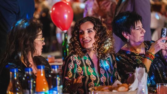 Potańcówka PRL w hali MOSiR-u. Tak rozpoczęły się obchody 50. rocznicy Radomskiego Czerwca ’76 Potańcówka PRL w hali MOSiR-u. Tak rozpoczęły się obchody 50. rocznicy Radomskiego Czerwca ’76