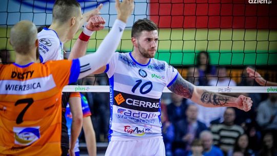 Poważny uraz gwiazdy Cerrad Czarnych