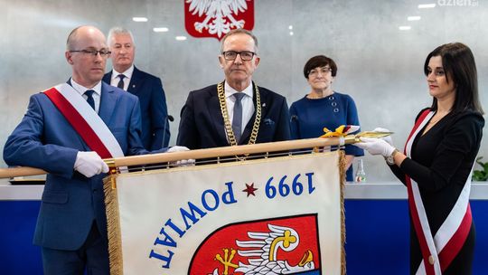 Powiat radomski ma sztandar