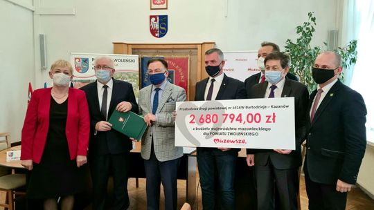 Powiat zwoleński z dofinansowaniem na trasę Bartodzieje-Kazanów