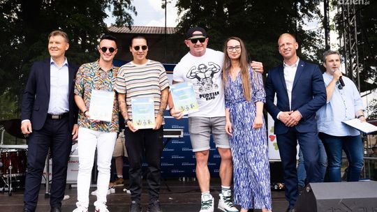 Powiatowy Integracyjny Dzień Dziecka w Chwałowicach. Zagrali Playboys, Miły Pan i Pudzian Band