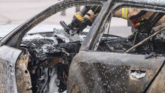 Pożar auta na Ustroniu
