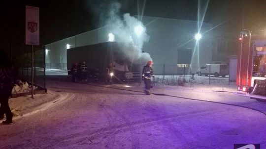 Pożar ciężarówki na ulicy Mroza.