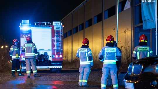 Pożar hali. Prawdopodobna przyczyna to podpalenie