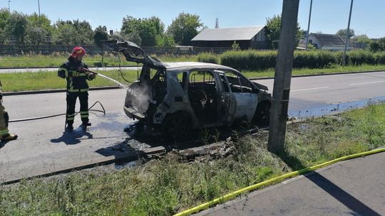 Pożar samochodu na ul. Żółkiewskiego