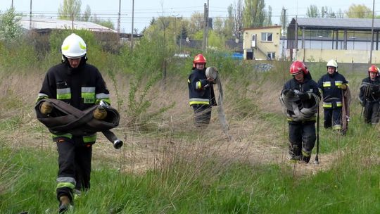 Pożar traw na pograniczu Radomia