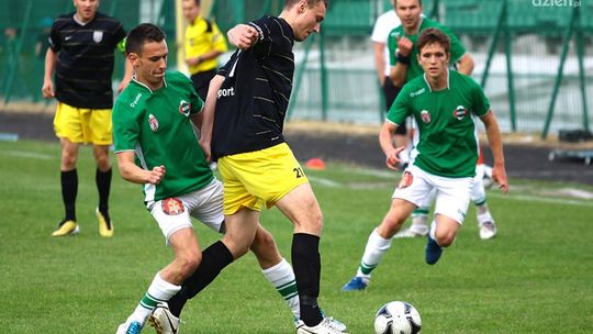 Pożegnali kibiców remisem