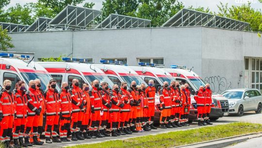 Pożegnanie zmarłego ratownika medycznego