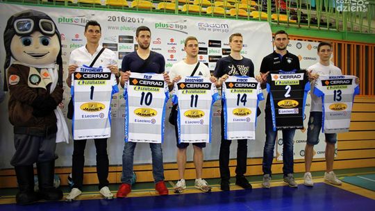 Poznaliśmy nowych siatkarzy Cerrad Czarnych Radom! (VIDEO)