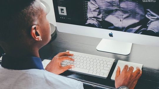 Praca w domu - jak zacząć zarabianie przez internet?